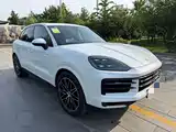 Photo 3 - Porsche Cayenne