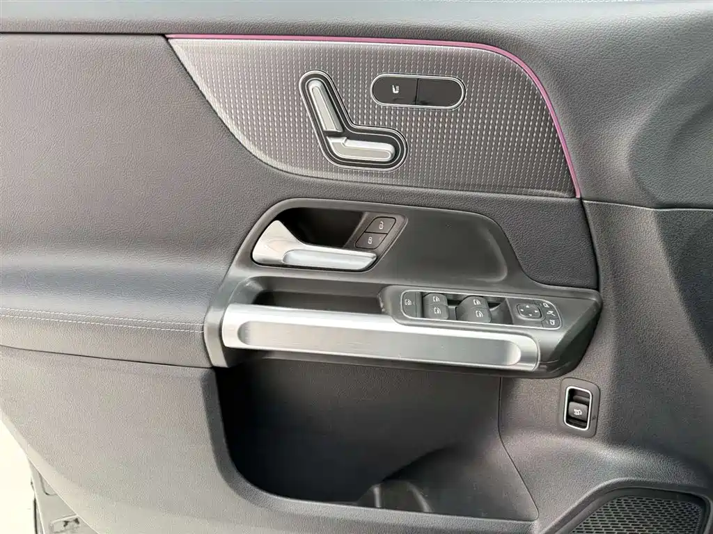 Mercedes-Benz GLB 2021 GLB 200 Style фото 21