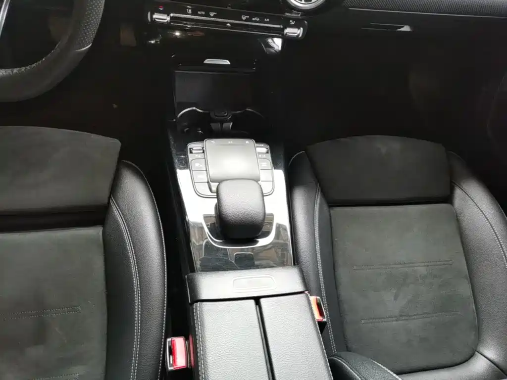 MERCEDES-BENZ CLASS A