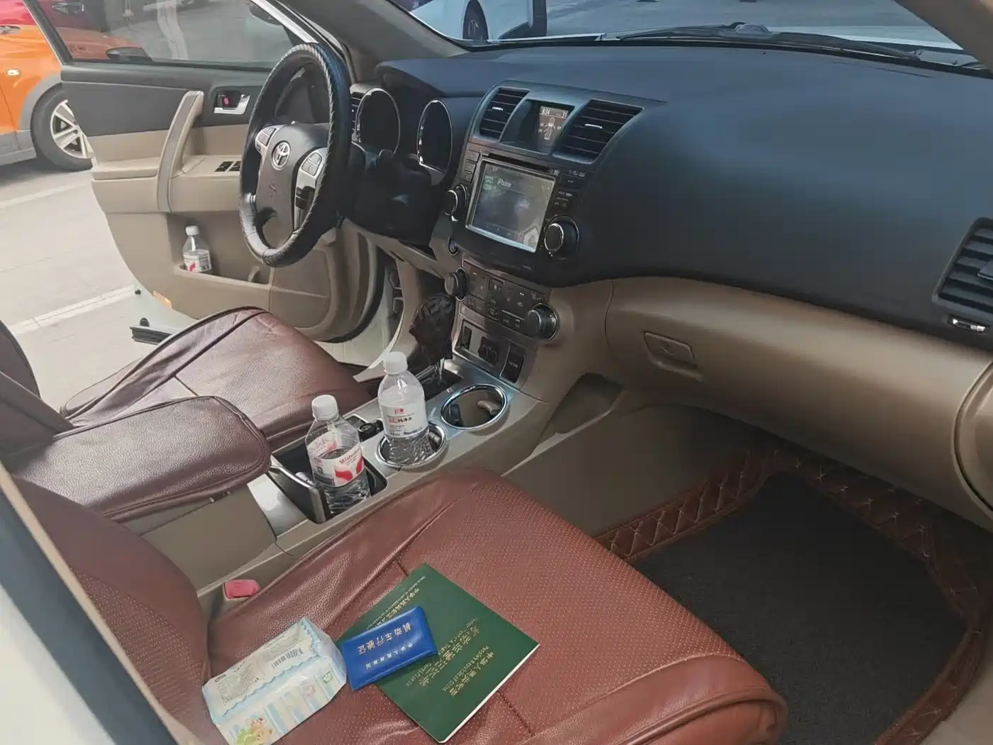 Фото 8 - Toyota Highlander
