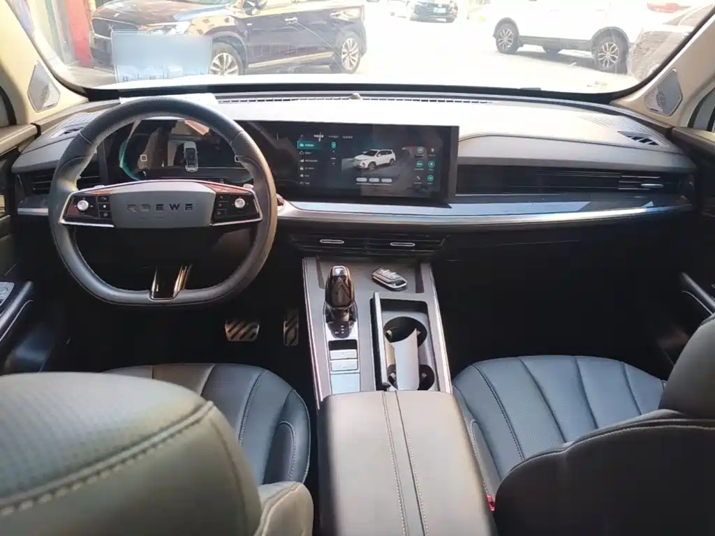 صورة 10 - Roewe RX5 eMAX