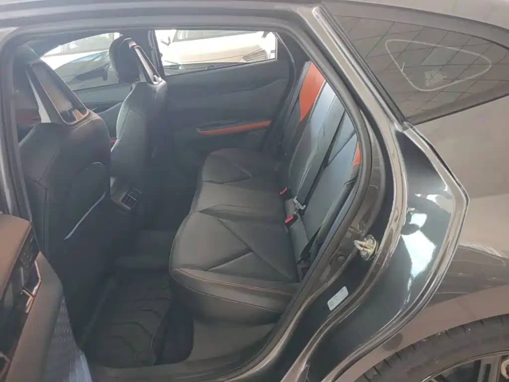 Changan UNI-V iDD 2023 2023 ZhiDian iDD 1.5T 113km Smart Fun Edition