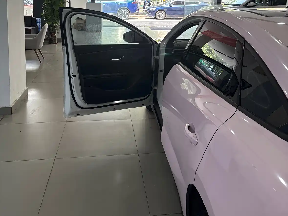 BYD e7 2025 2025 Model 520 Intelligent Travel Edition