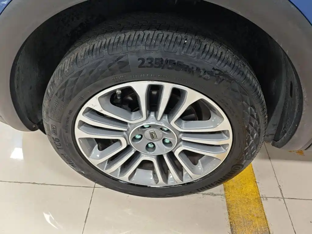 Photo 23 - Qoros 5