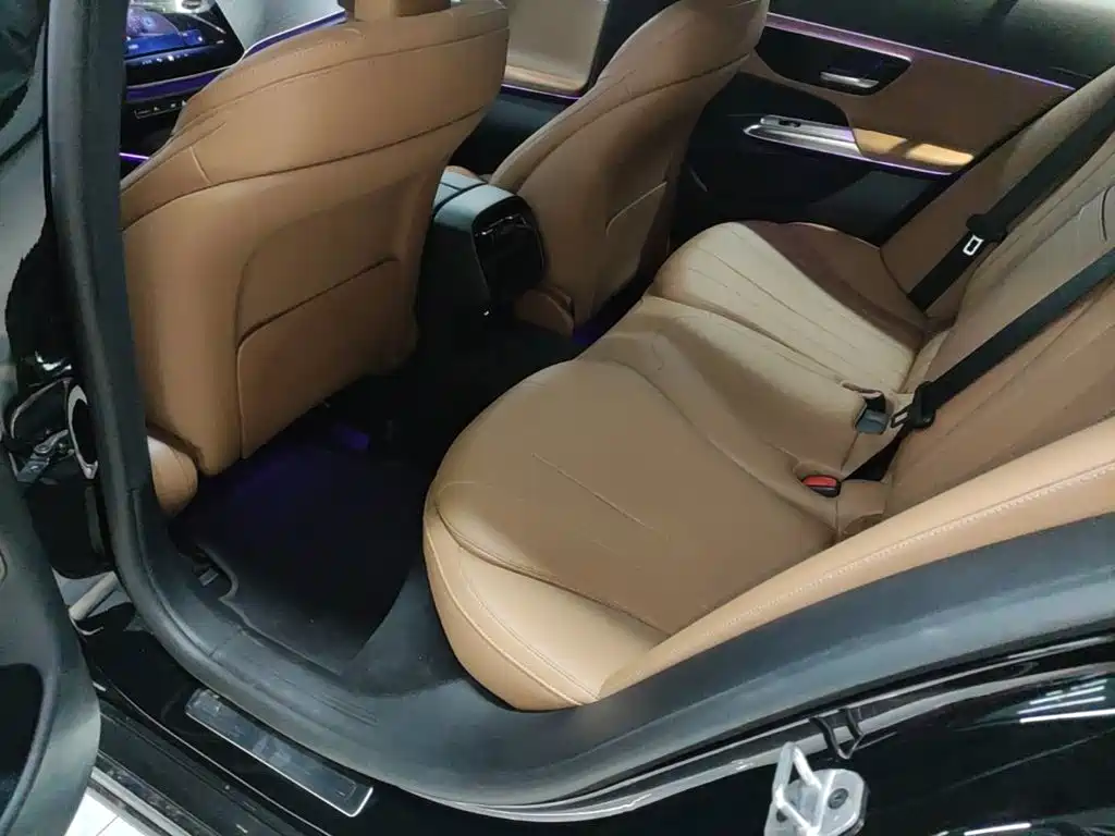 Фото 17 - Mercedes-Benz E-Class (Import)