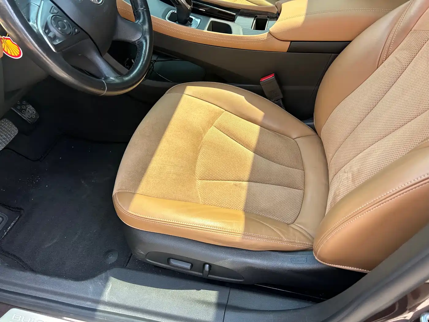 Фото 11 - Buick LaCrosse