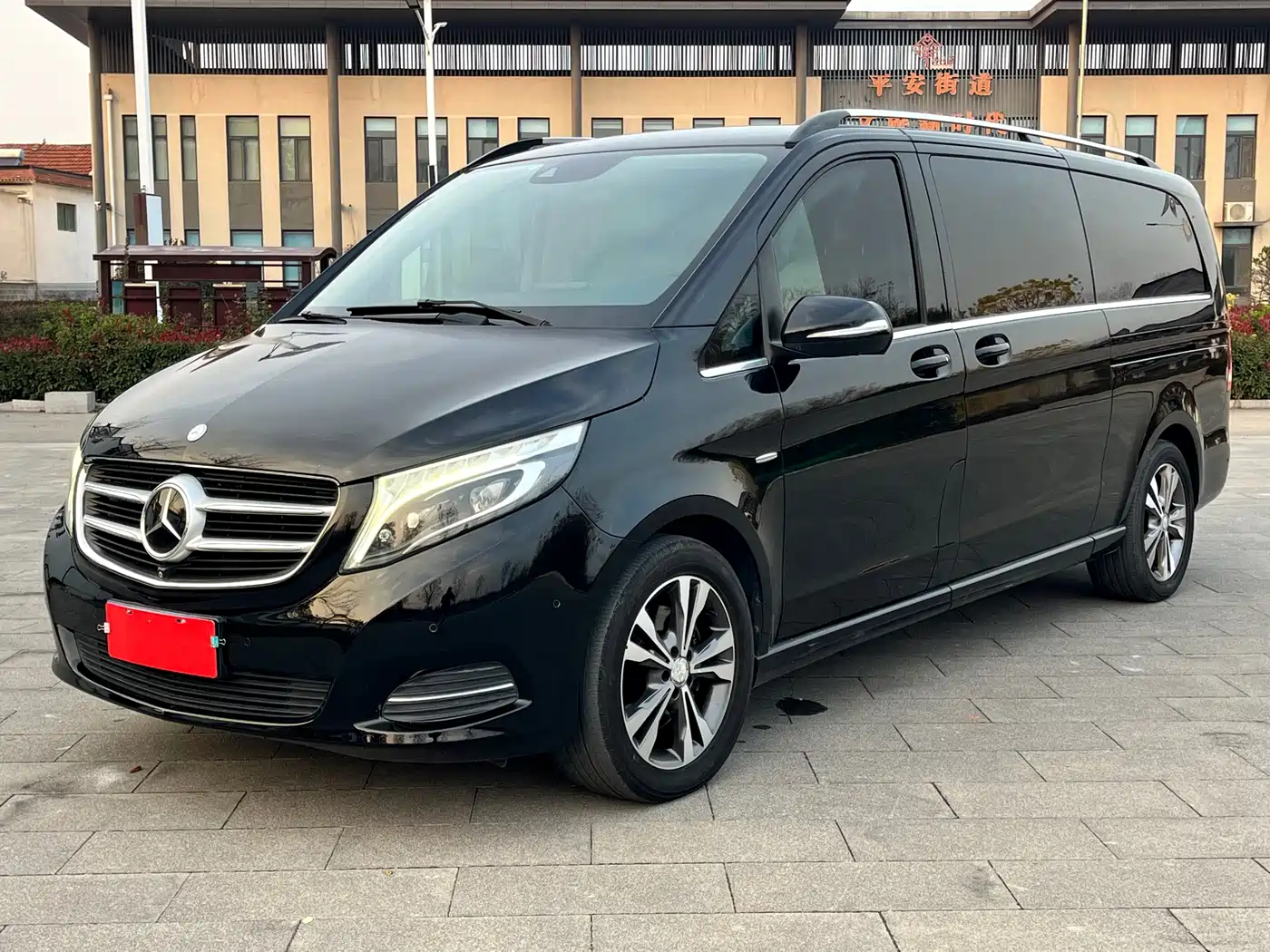 Mercedes-Benz V-Class 2016 V 260 L Premium Long