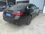 Фото 2 - BMW 5 Series