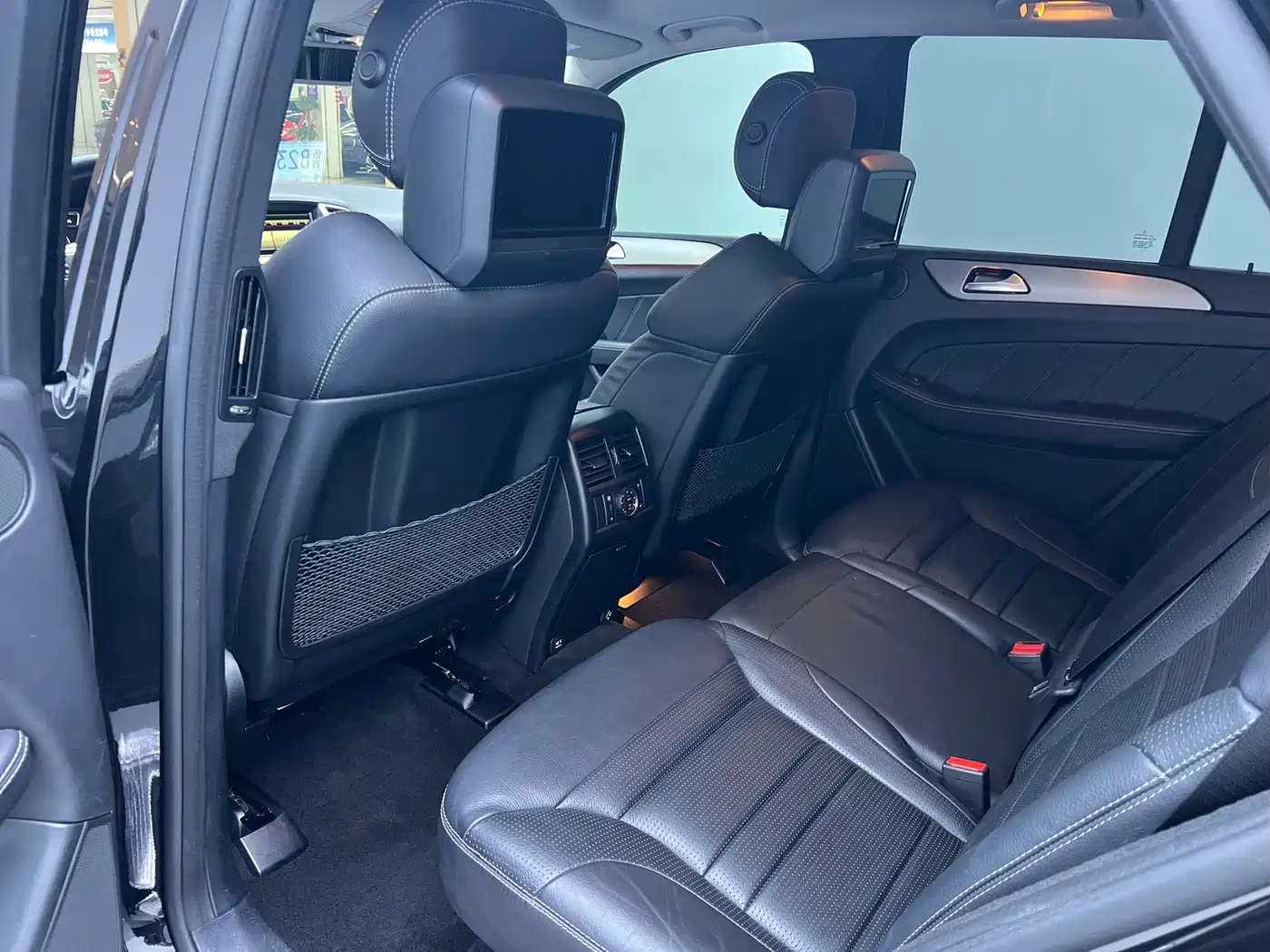 Mercedes-Benz M-Class AMG 2014 AMG ML 63 фото 11
