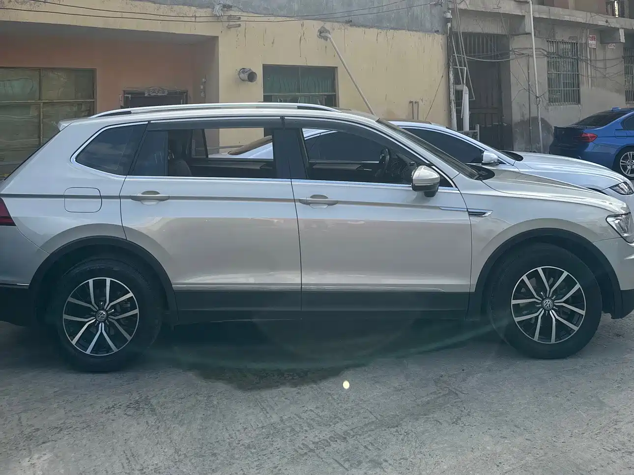 Volkswagen Tiguan L 2017 330TSI Automatic 2WD Luxury Edition фото 3