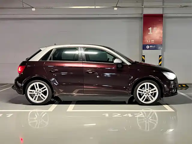 Audi A1 2014 30 TFSI Sportback Luxury — фото 5