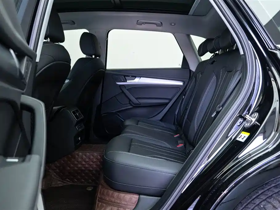 Audi Q5L 2023 40T Fashion Dynamic фото 12