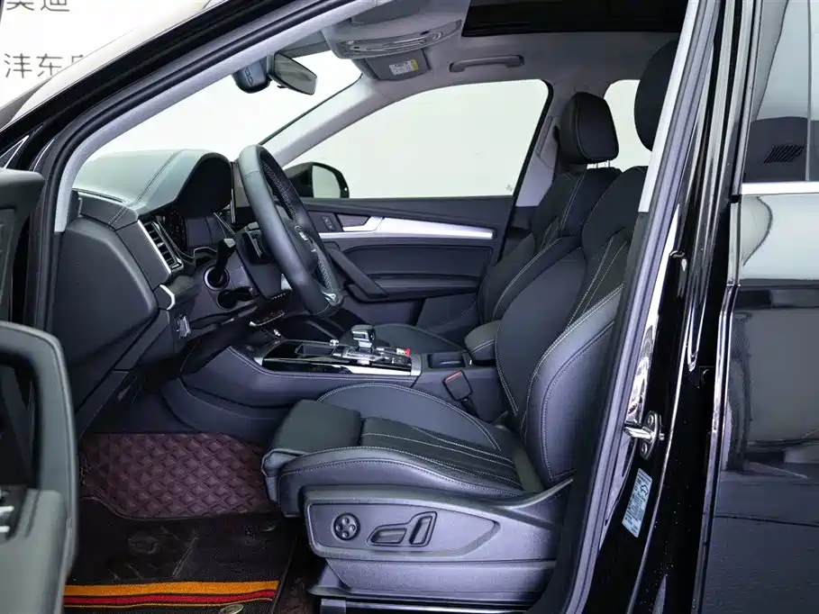 Audi Q5L 2023 40T Fashion Dynamic фото 11