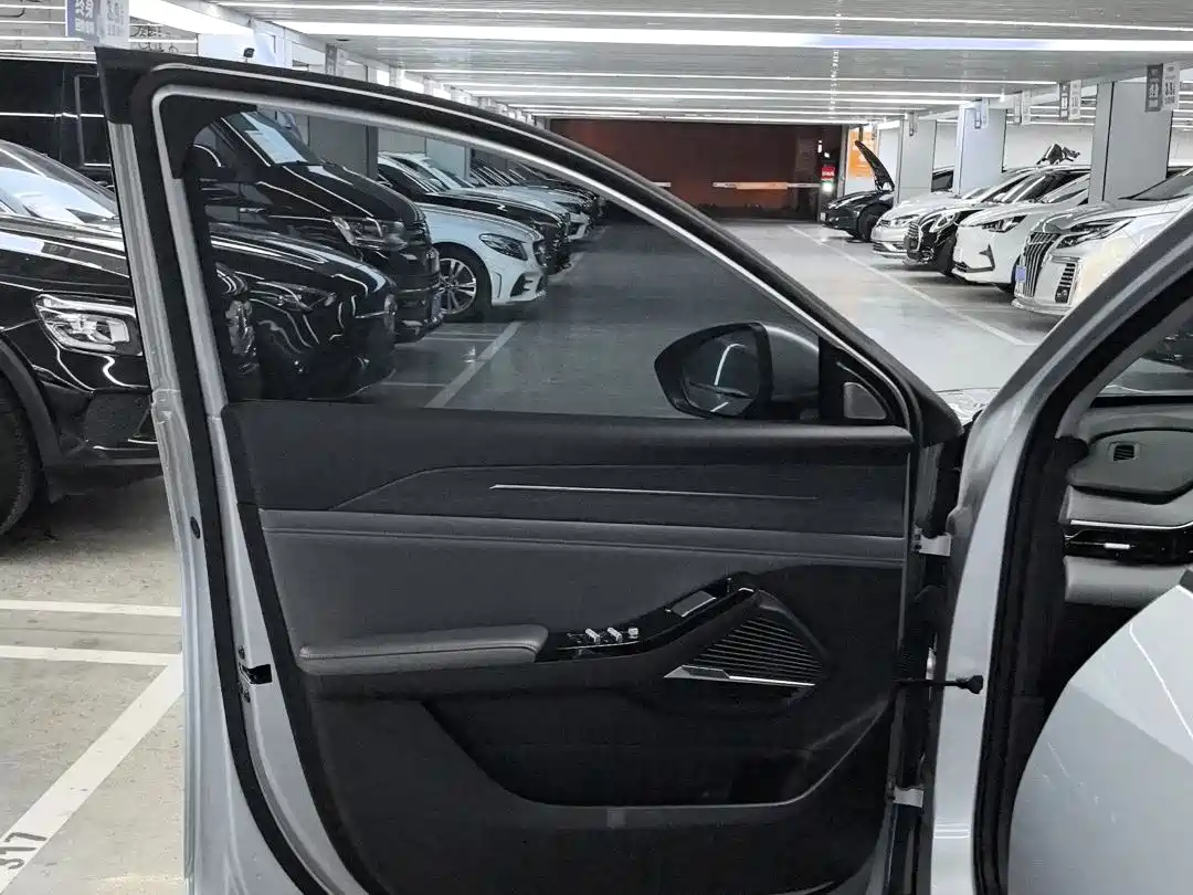 GEELY GALAXY GALAXY L6