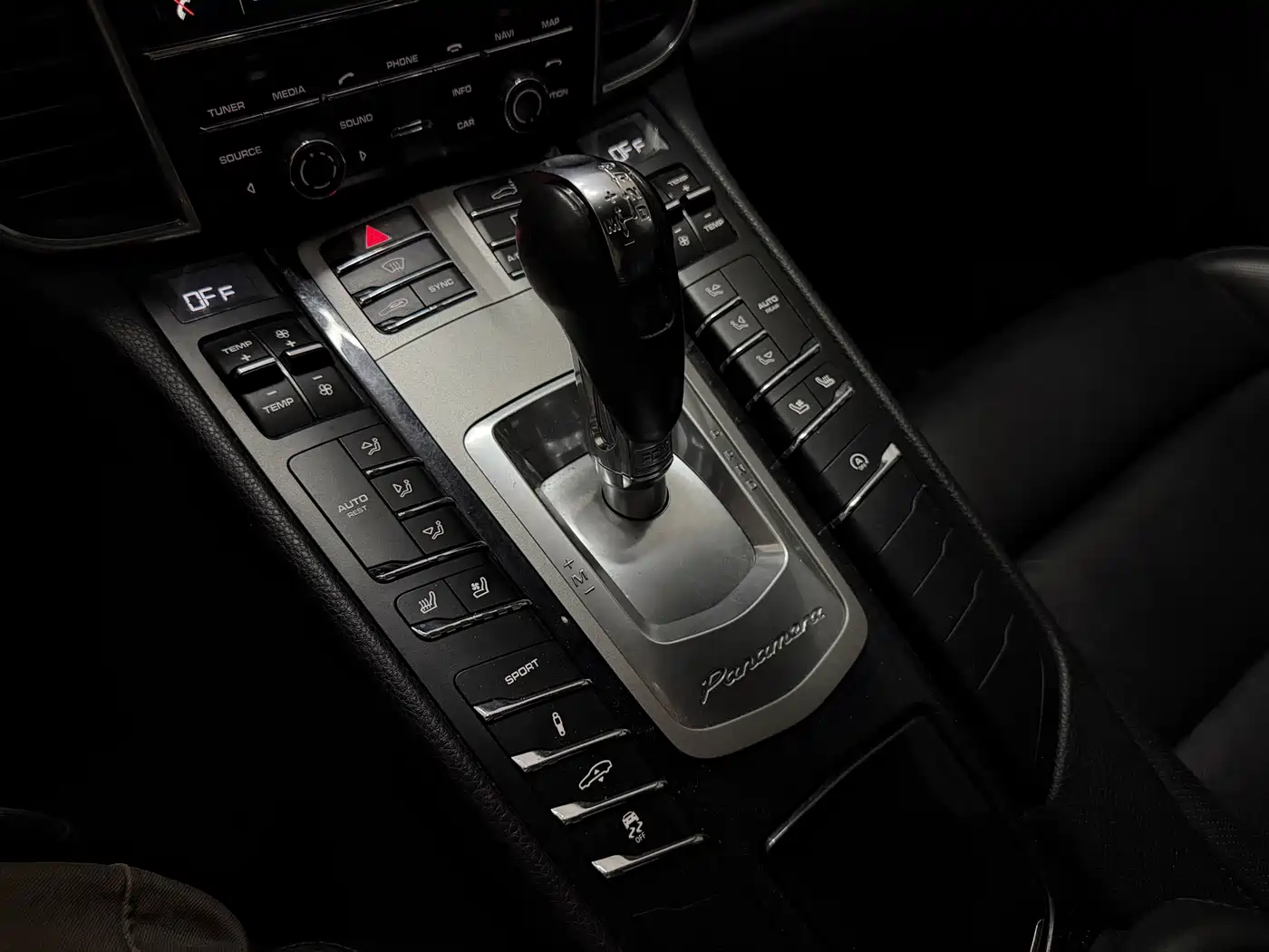 Porsche Panamera 2014 Panamera 3.0T фото 9