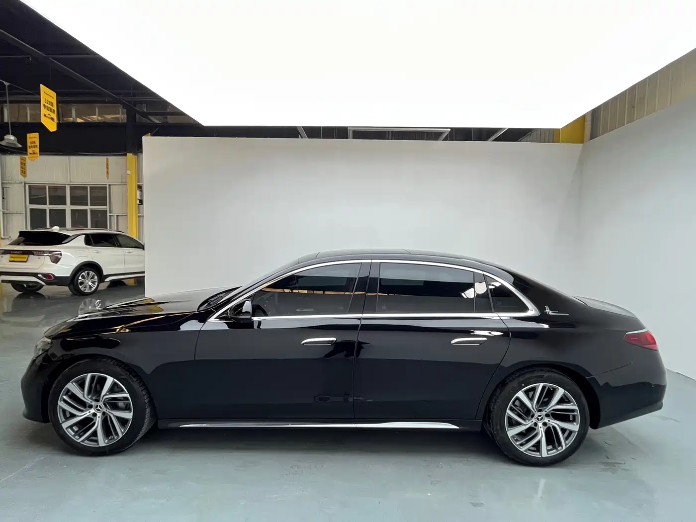 Mercedes-Benz E-Class 2024 Facelift E 300 L Fashion фото 3