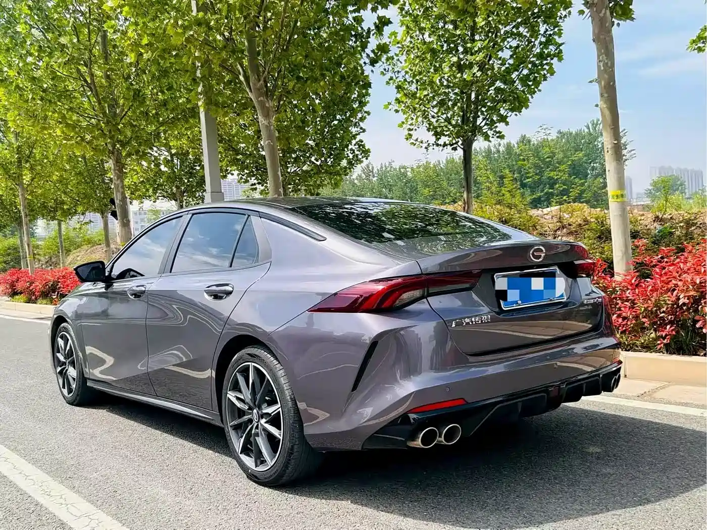 GAC Trumpchi Trumpchi Emkoo 2023 270T DCT J16 Edition фото 9