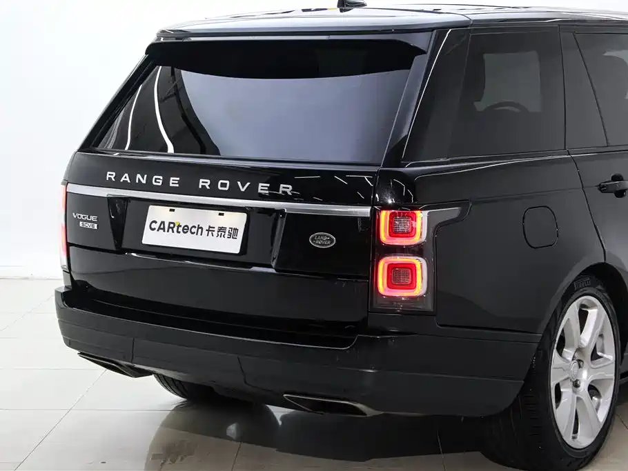 Land Rover Range Rover 2018 3.0 SC V6 Vogue Heritage Extended Edition фото 33