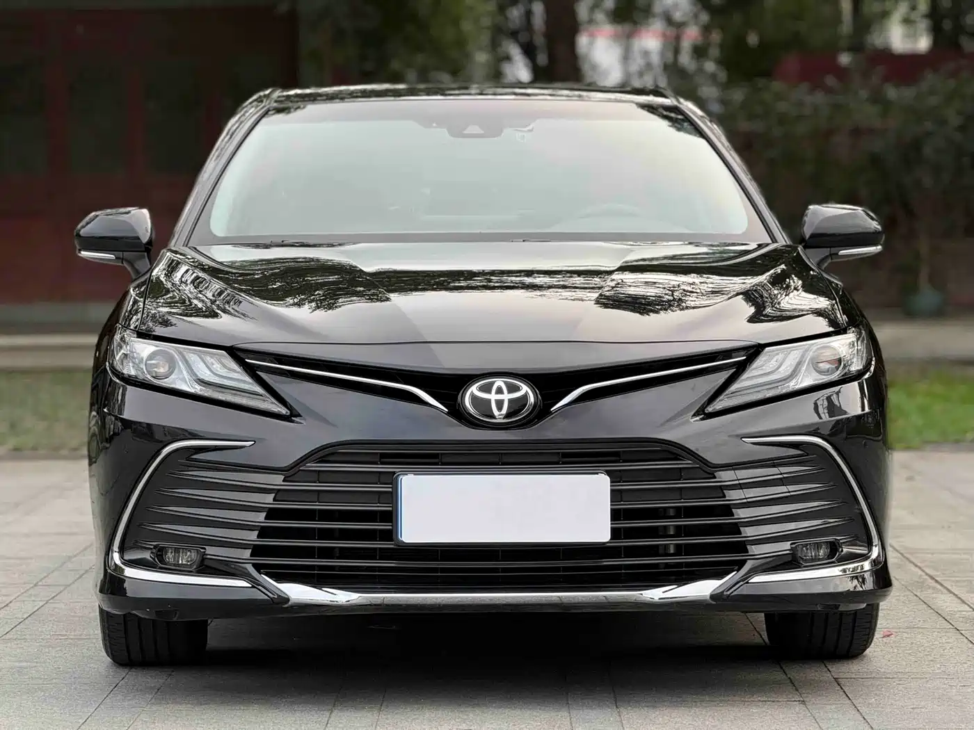 Toyota Camry 2023 2.0G Luxury Edition фото 2
