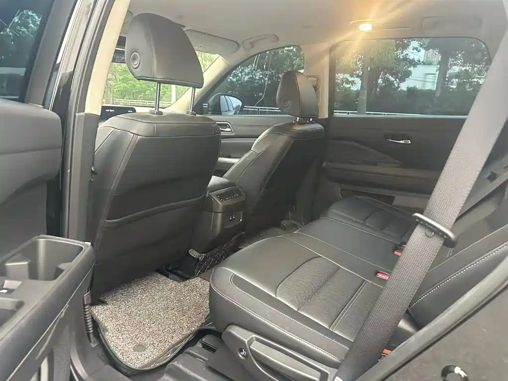 Nissan Terra 2024 Model 380VC-TURBO 2WD Smart Comfort Edition 7-Seater фото 9