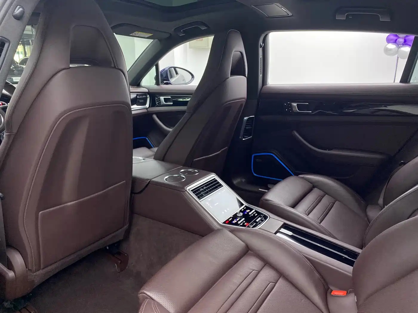 Porsche Panamera 2017 Panamera 4 Executive Long Wheelbase 3.0T фото 7