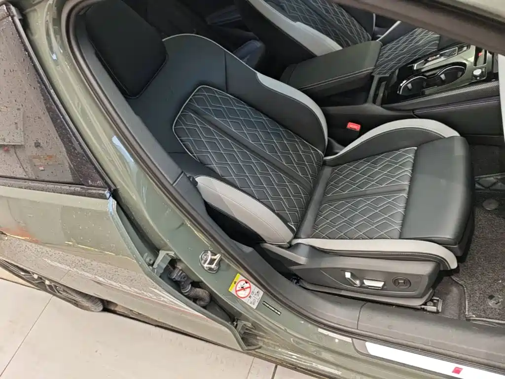 Фото 25 - Audi A5L