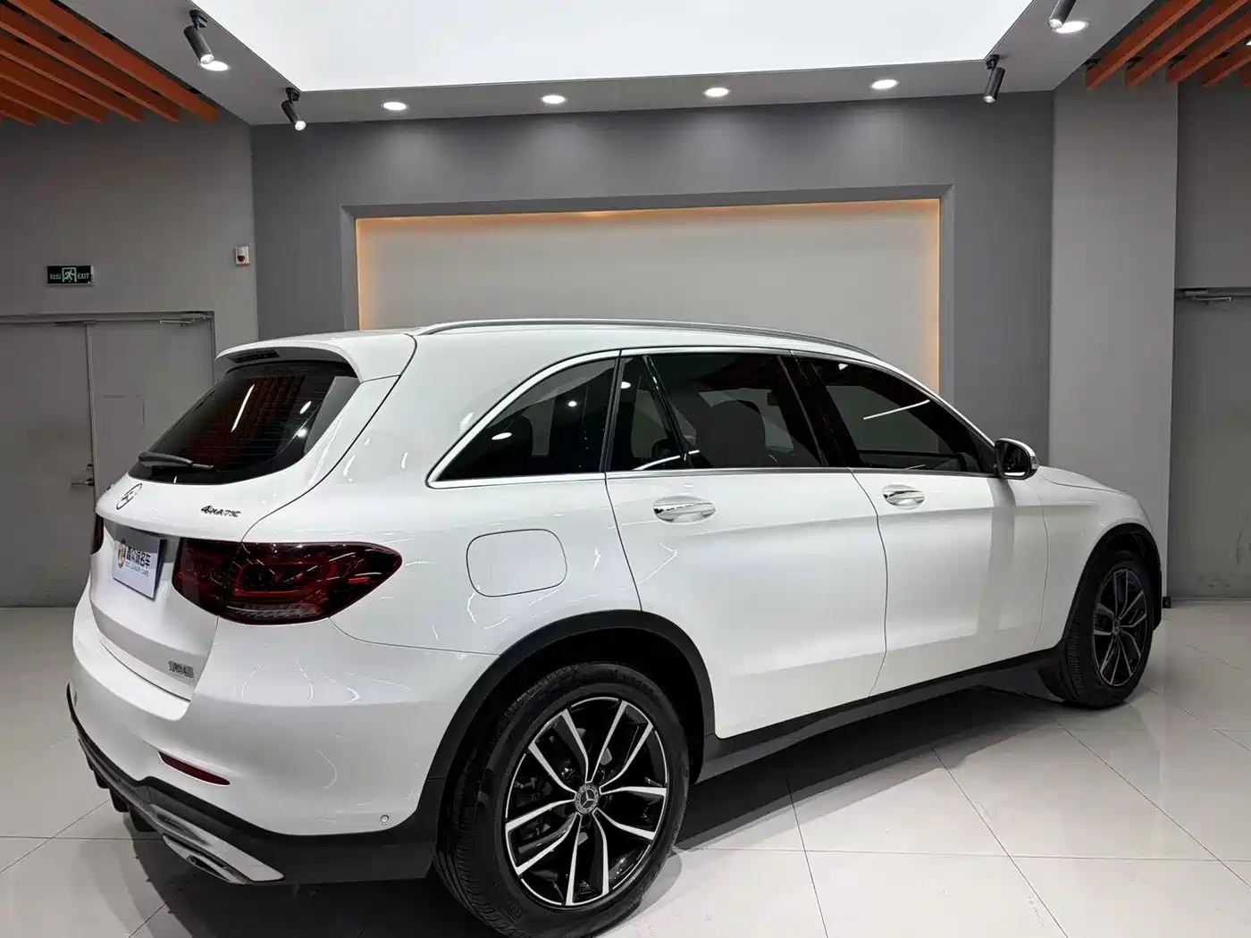 Mercedes-Benz GLC 2020 Facelift GLC 260 L 4MATIC Luxury фото 4