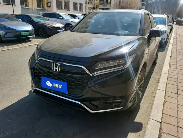 HONDA UR V