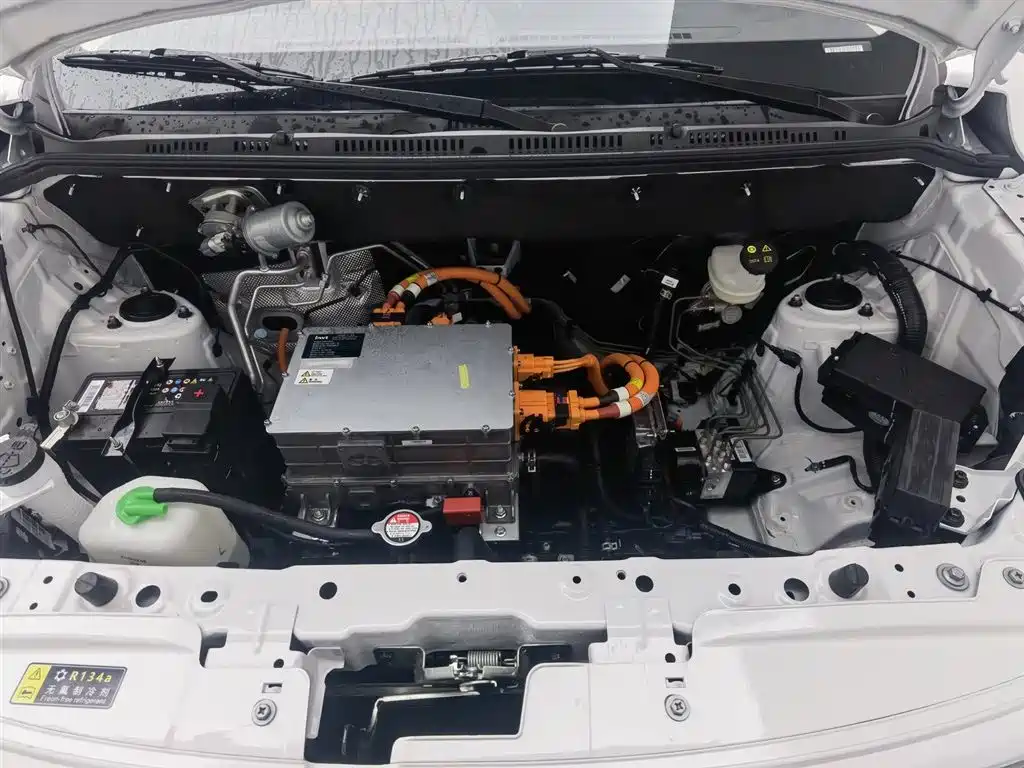 DONGFENG SCENERY E380