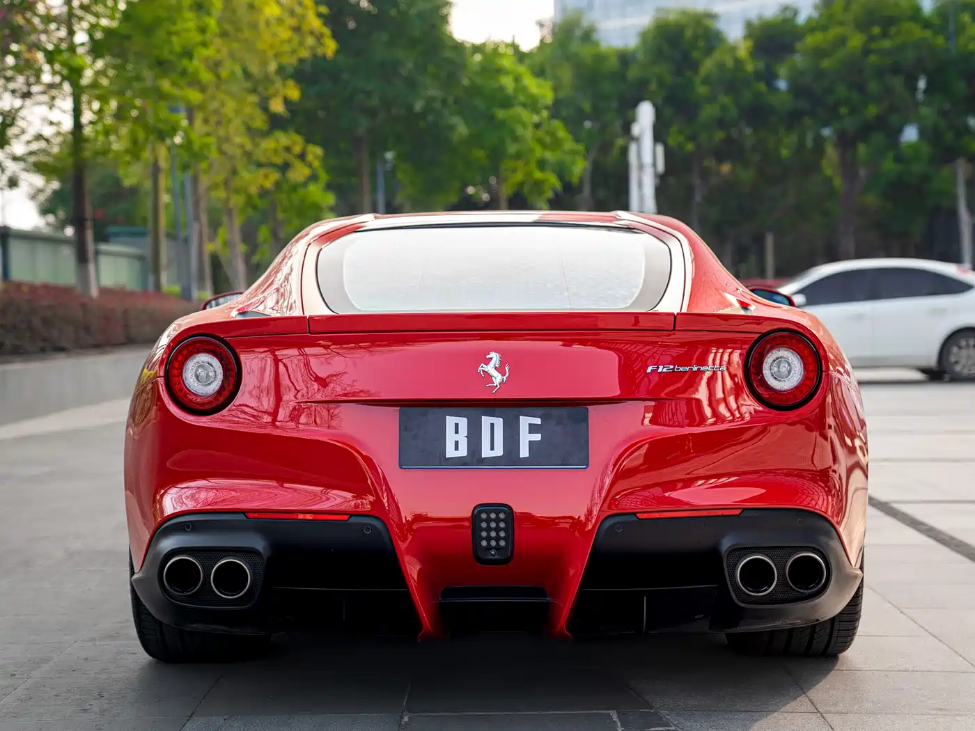 Ferrari F12berlinetta 2018 2013 6.3L Standard