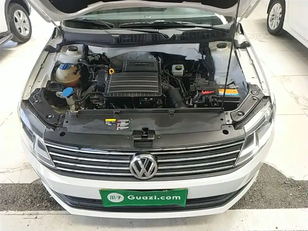 Volkswagen Lavida 2017 1.6L Automatic Trend Edition фото 20