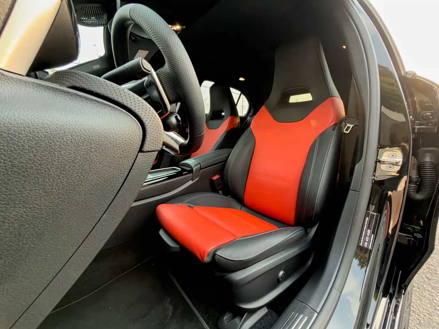 Mercedes-Benz A-Class AMG (Import) 2025 AMG A 35 4MATIC фото 23