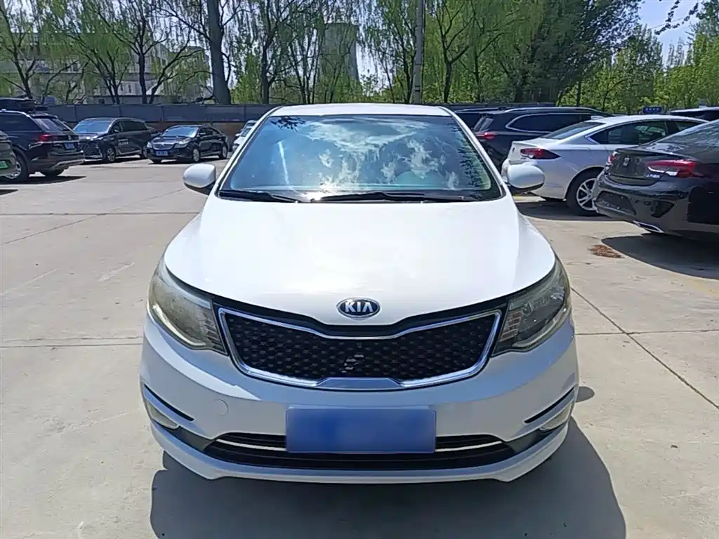 Kia K2 2015 Sedan 1.4L MT GLS фото 3