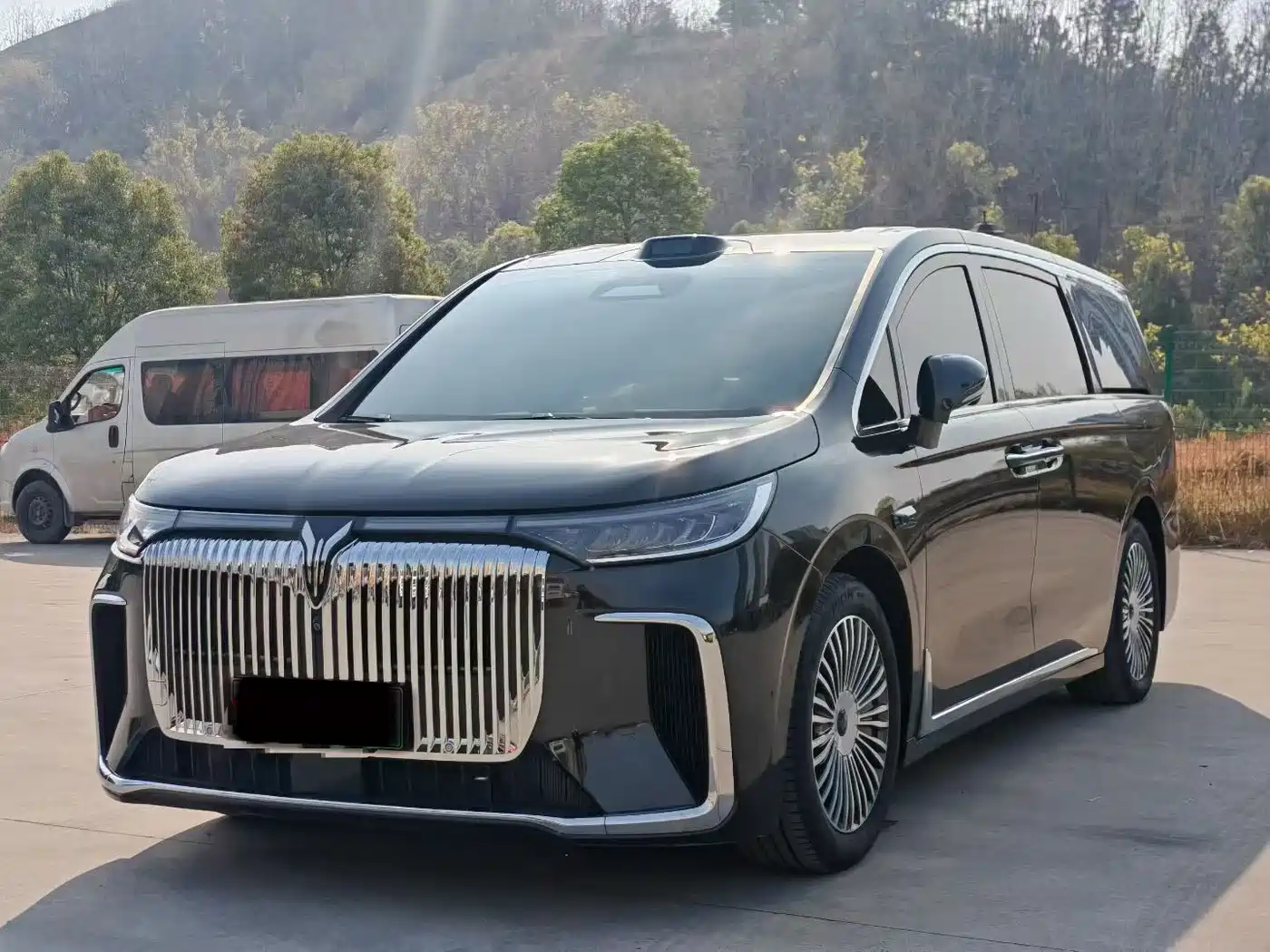 Voyah Auto Voyah Dreamer 2025 PHEV AWD Flagship Qian Kun Edition