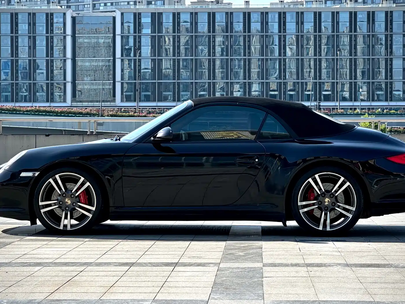 Porsche 911 2010 Carrera 4S Cabriolet 3.8L фото 6