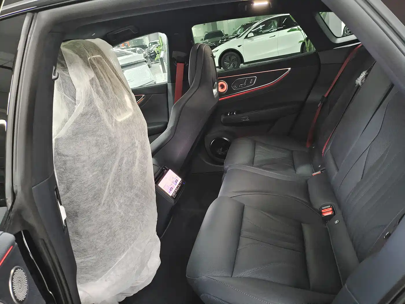 ZEEKR EXTREME KRYPTON 001