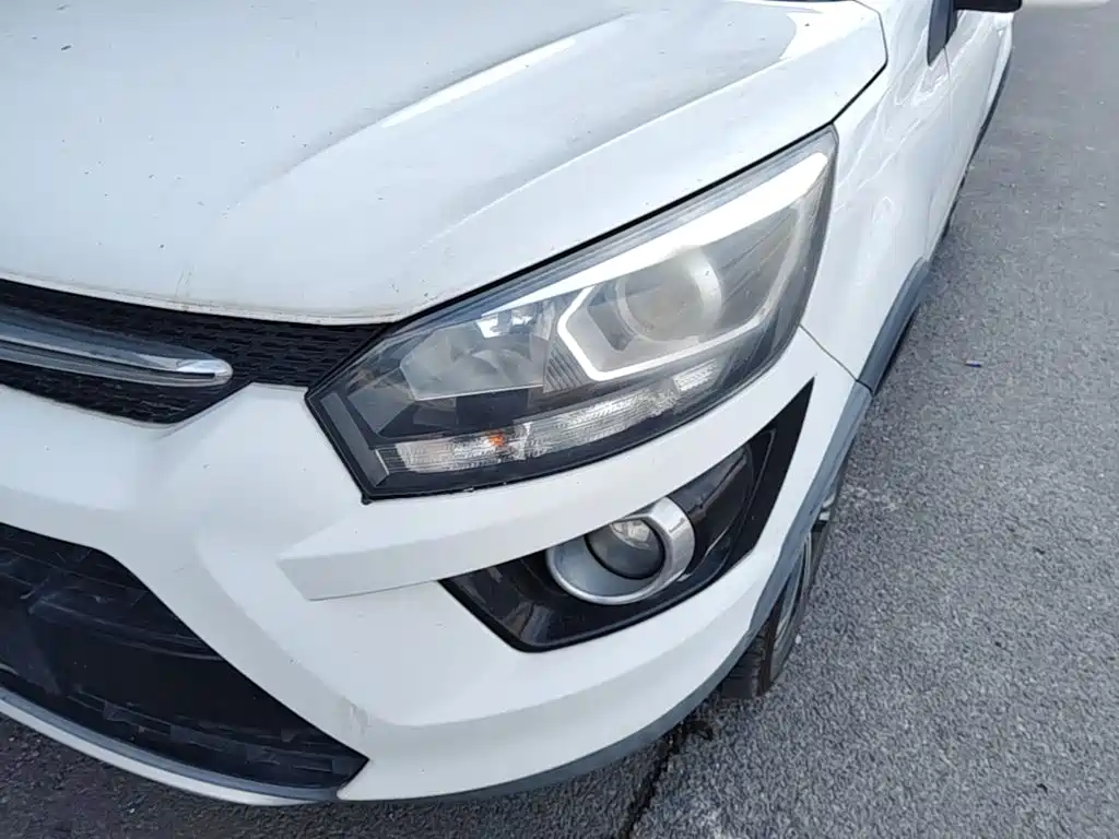 BAIC Senova X25 2017 2017 1.5L Auto Elite Navigation