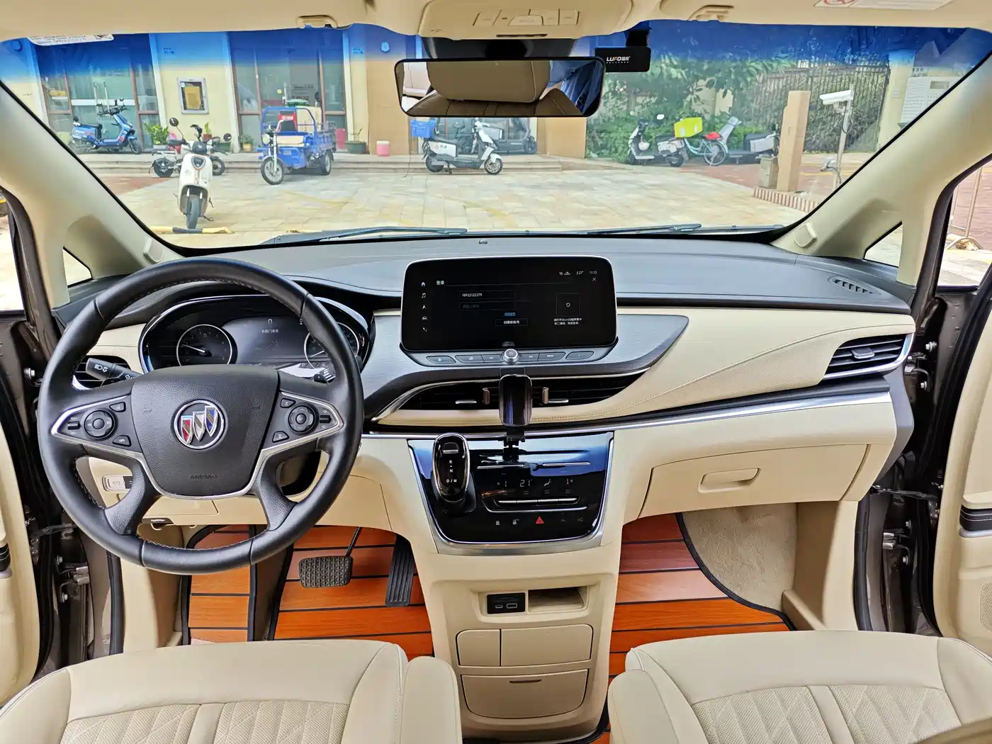 BUICK GL8