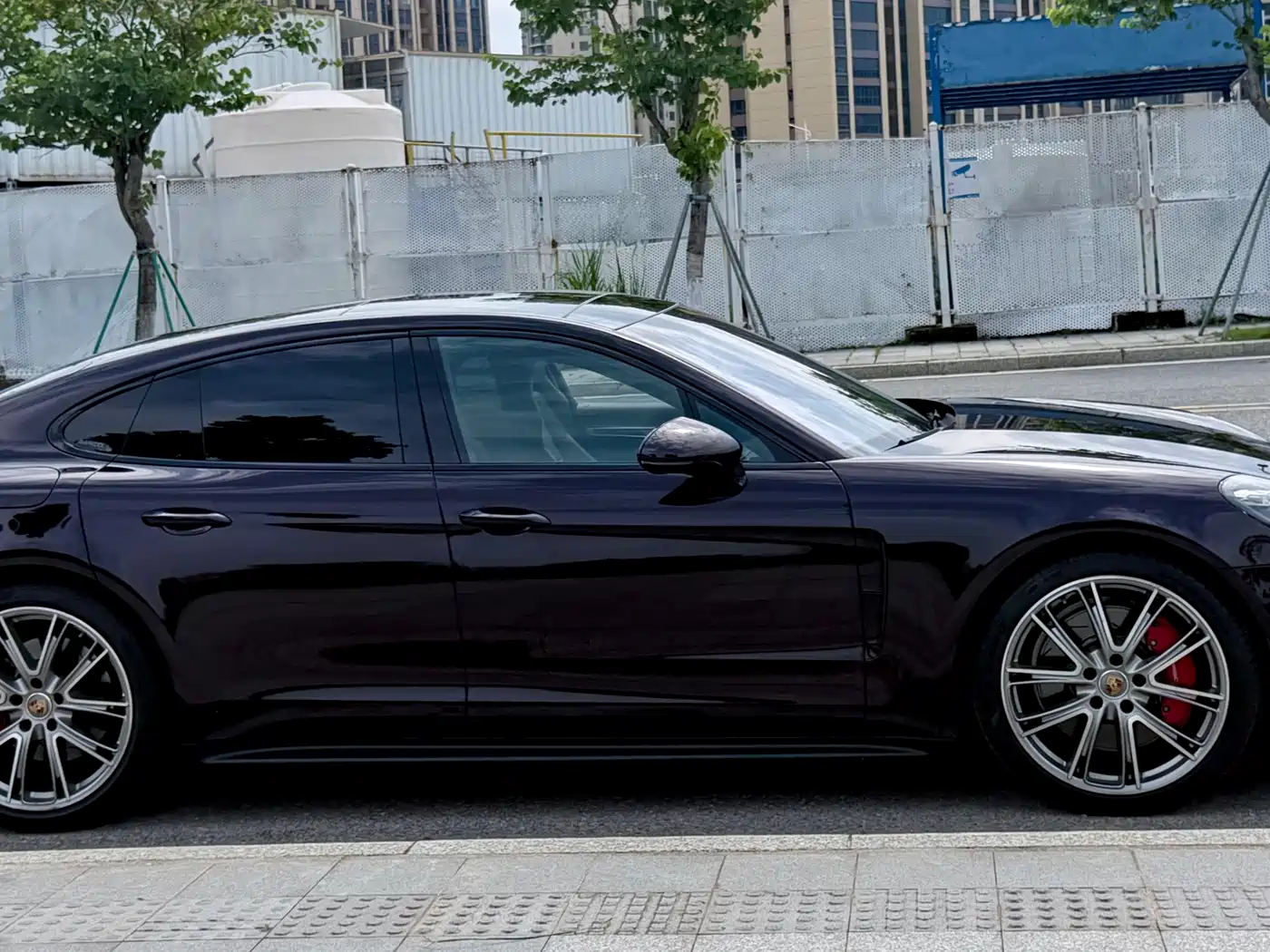 PORSCHE PANAMERA