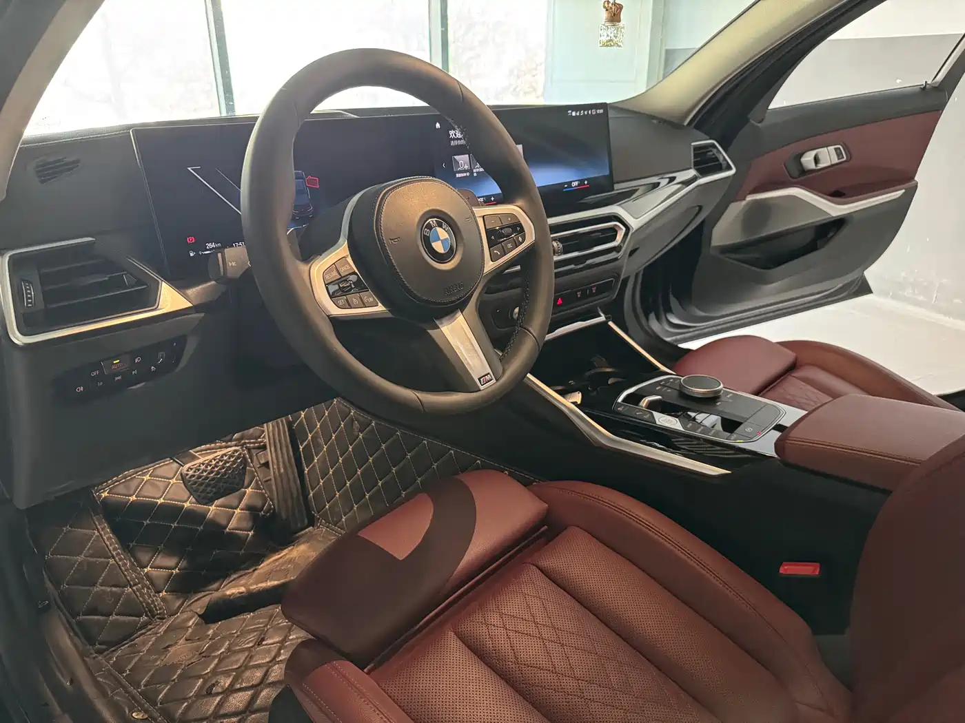 BMW 3 Series 2023 320Li M Sport Package фото 6