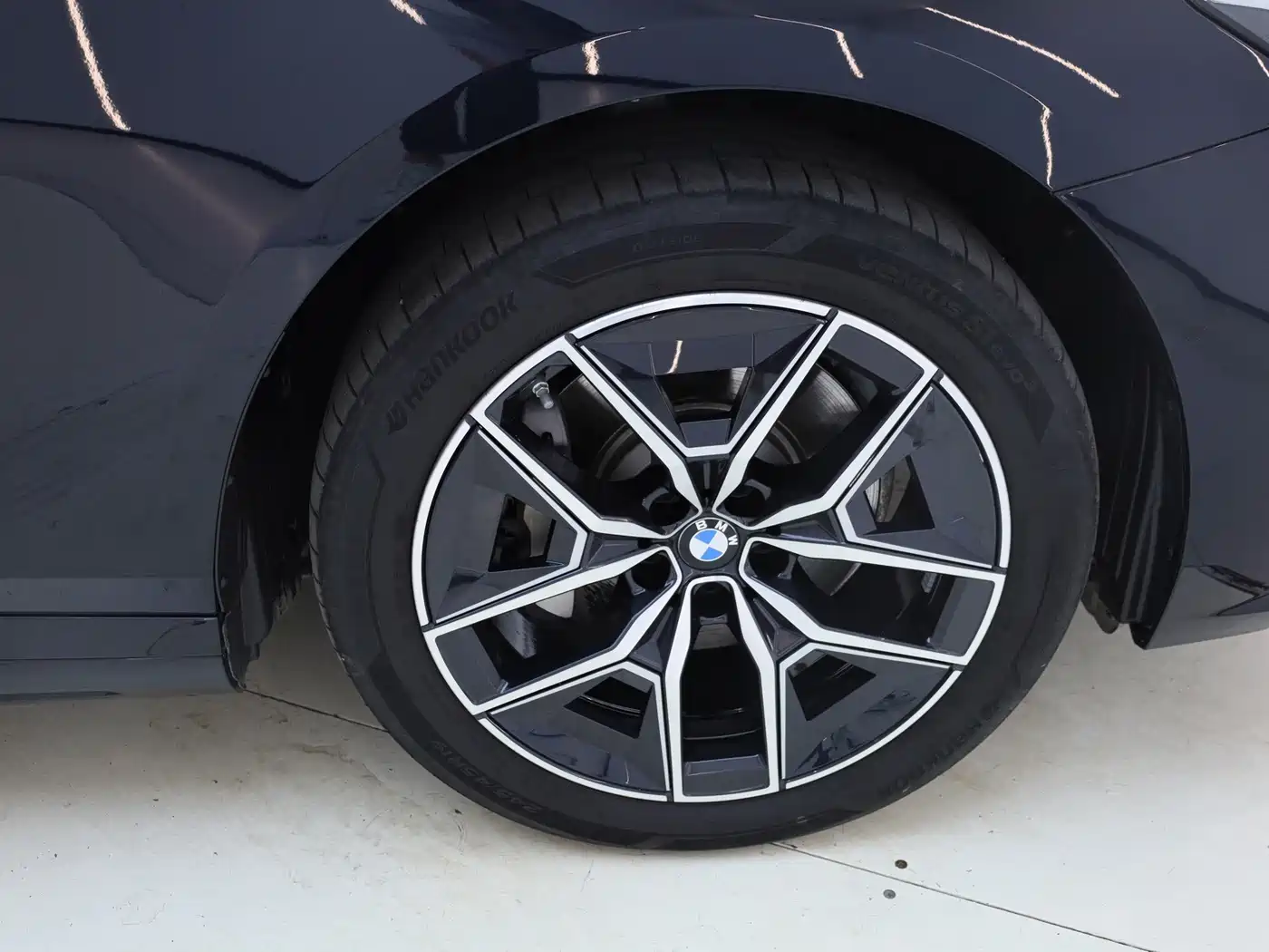 BMW i5 2025 2025 eDrive 35L M Sport Package