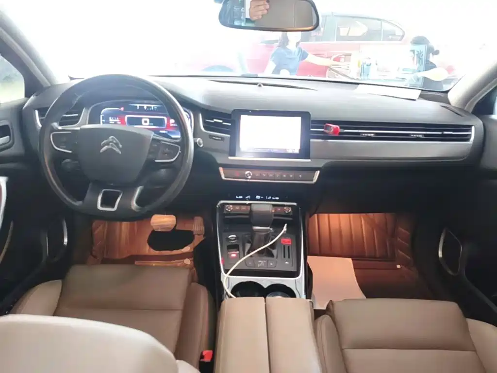 Photo 10 - Citroën C5