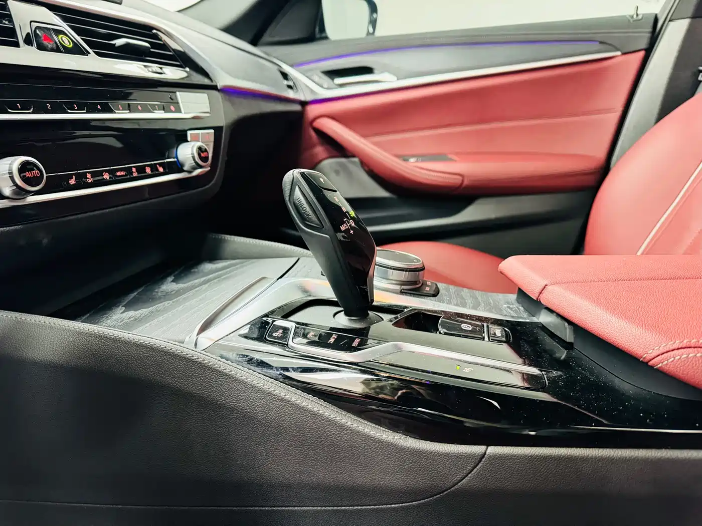 BMW 5 Series 2021 530Li Leading M Sport Package фото 19