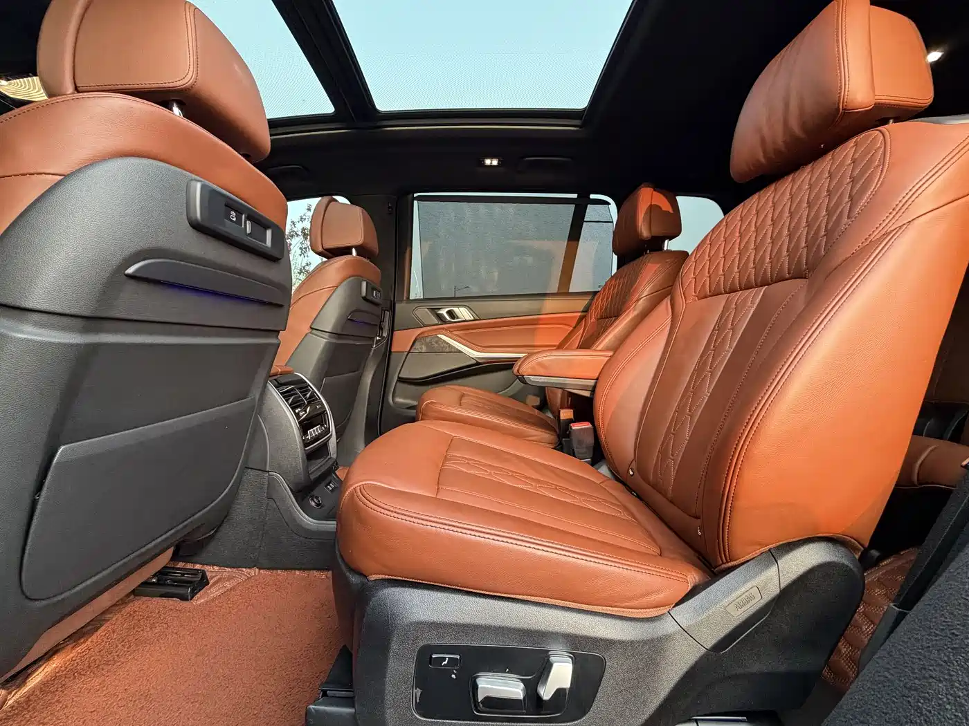 BMW X7 2021 Facelift xDrive40i Premium M Sport Package фото 6