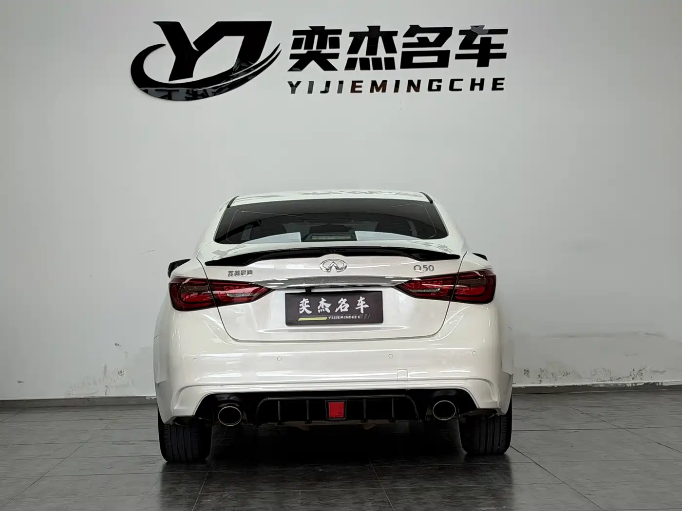 Infiniti Q50L 2019 2018 2.0T Comfort (China VI)