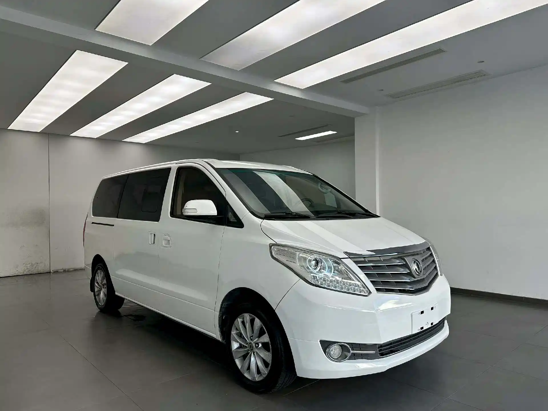 صورة 3 - Dongfeng Fengxing Fengxing CM7