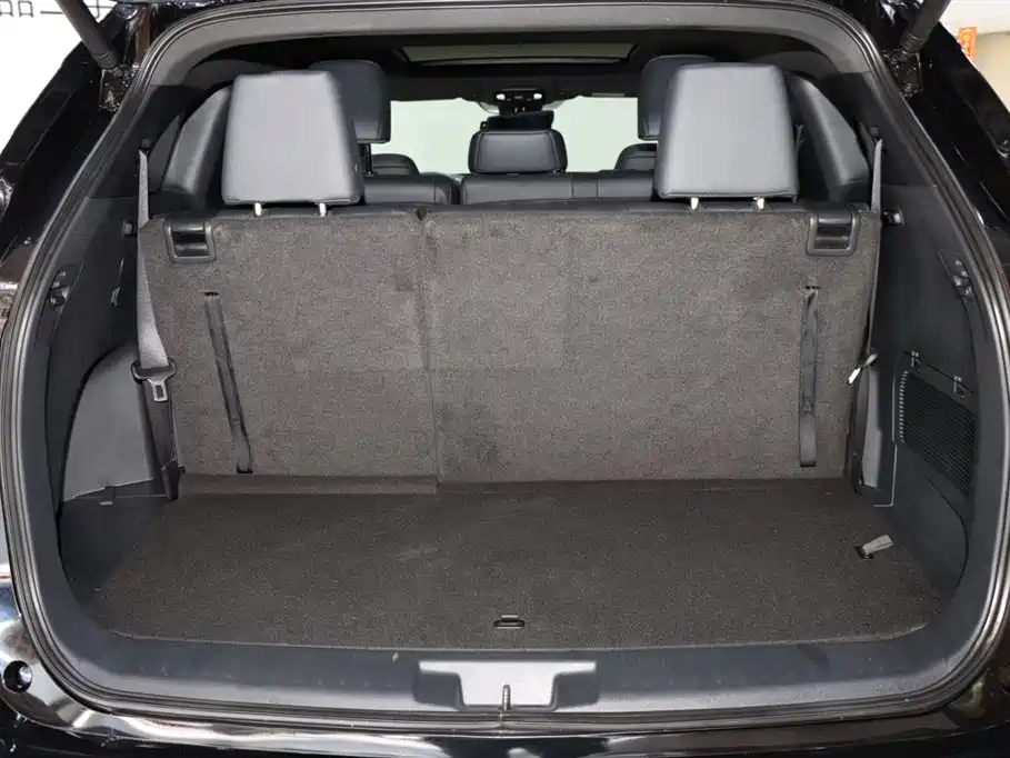 Toyota Crown Kluger 2022 2.5L HEV 4WD Premium Edition фото 18