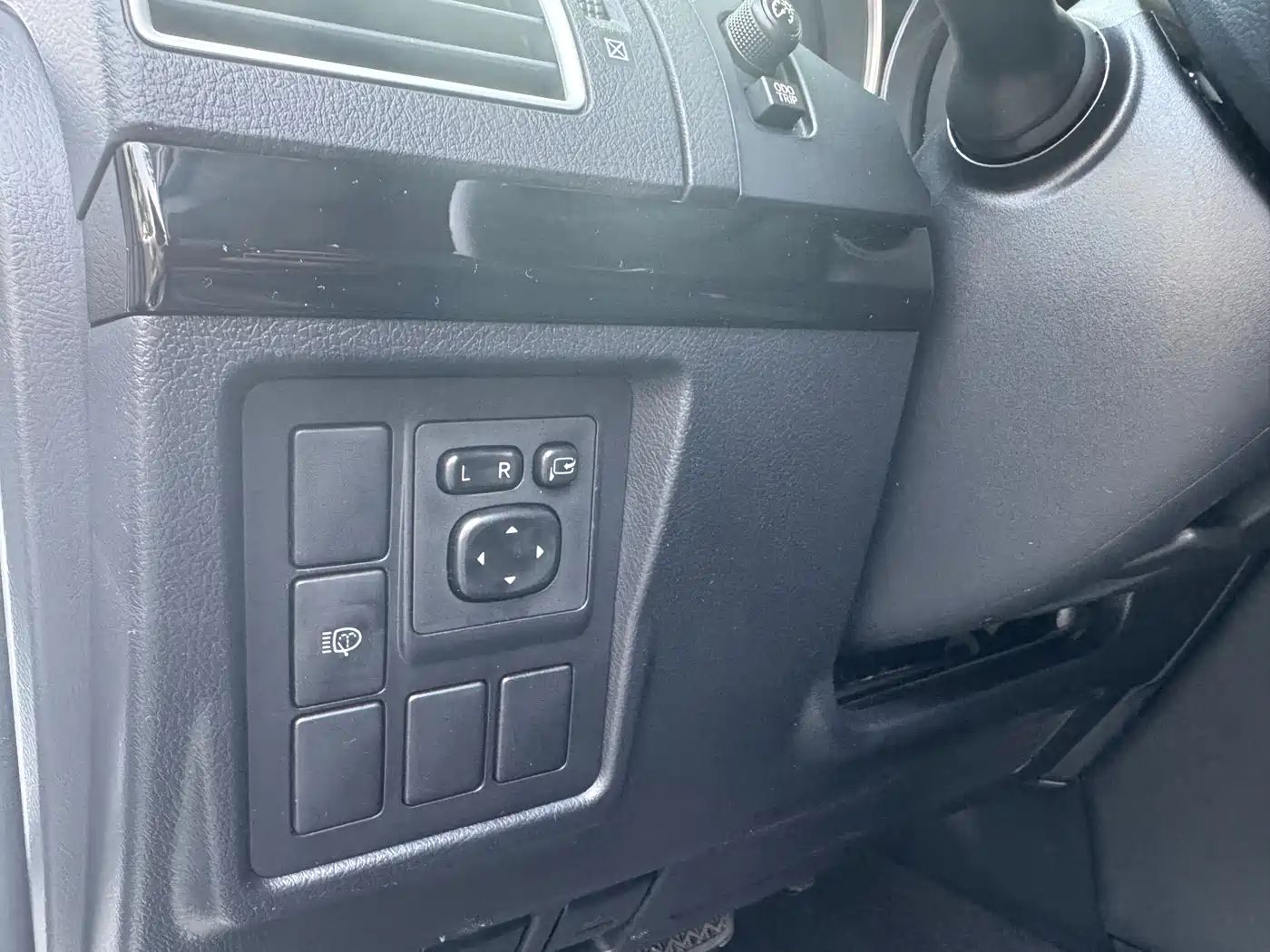 Toyota Prado 2016 2.7L Auto Luxury Edition фото 20