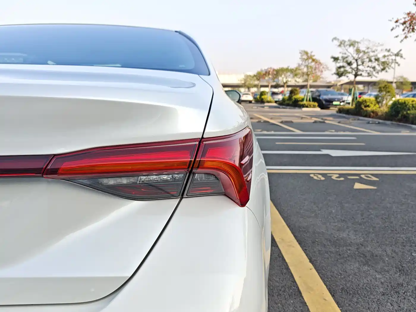 Toyota Avalon 2019 2.0L Progressive Edition (China VI) фото 19