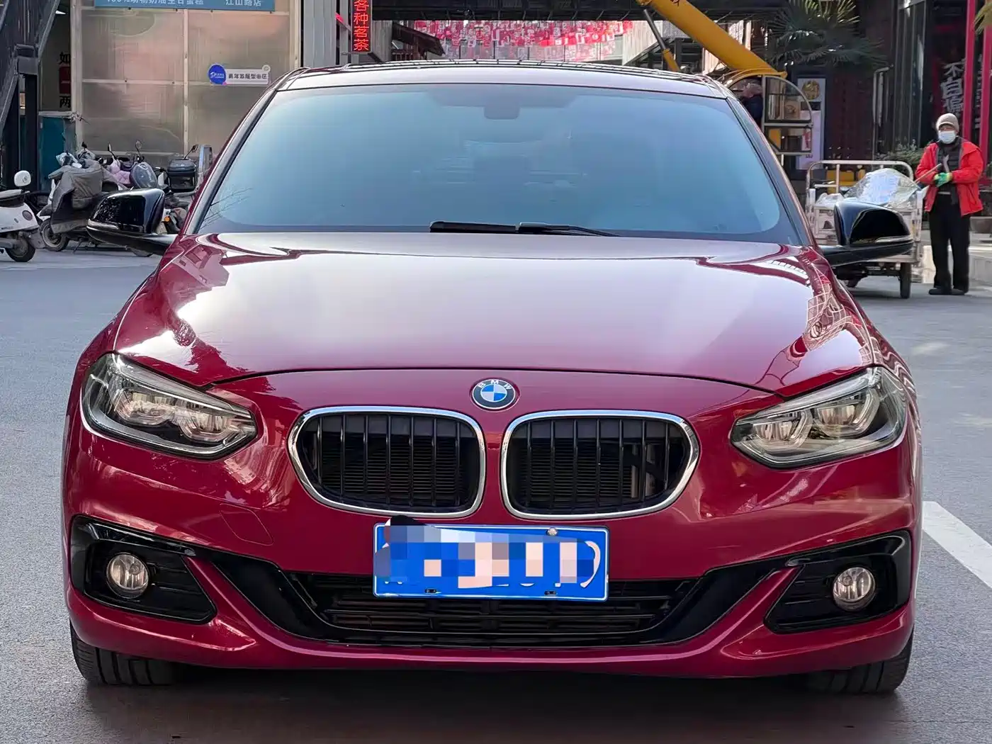 BMW 1 Series 2018 118i Sport Edition фото 2